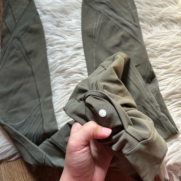 LULULEMON Wunder Under Tech Mesh Leggings - Picture 3 of 5